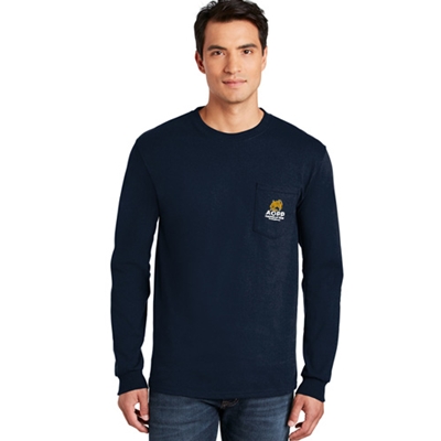 PE102<br>Gildan Long sleeve with pocket